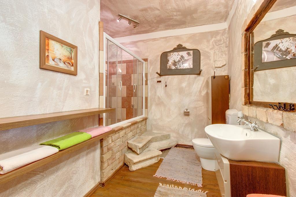 Apartments Popi Mali Lošinj Kültér fotó